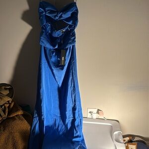 Fashion Nova blue strapless dress